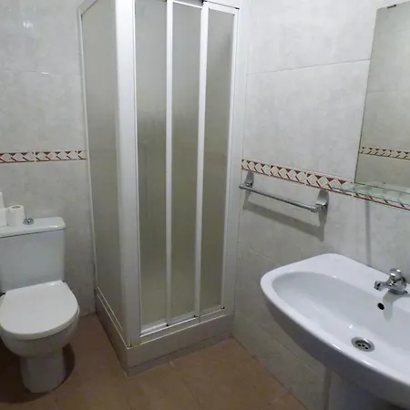 Hostel Residencia Universitaria Jose Sardina *