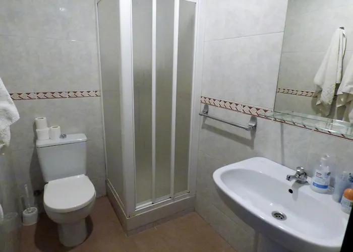 Hostel Residencia Universitaria Jose Sardina *